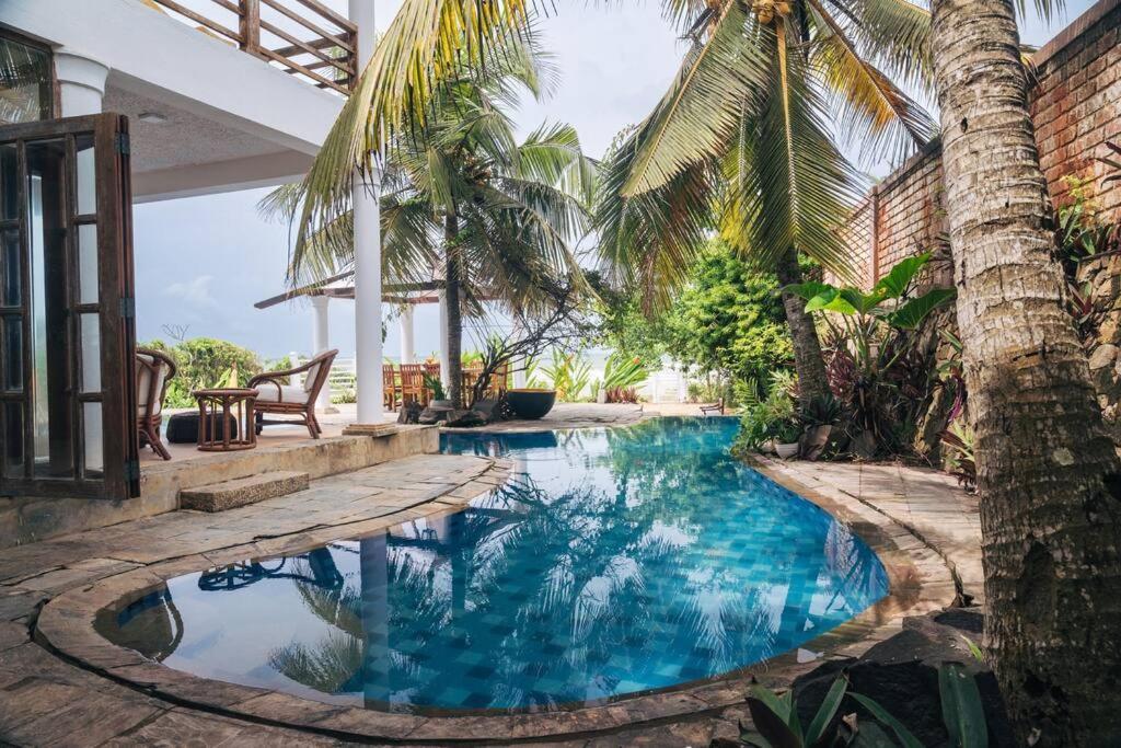Santi Beach House With Pool & Beach Weligama Εξωτερικό φωτογραφία