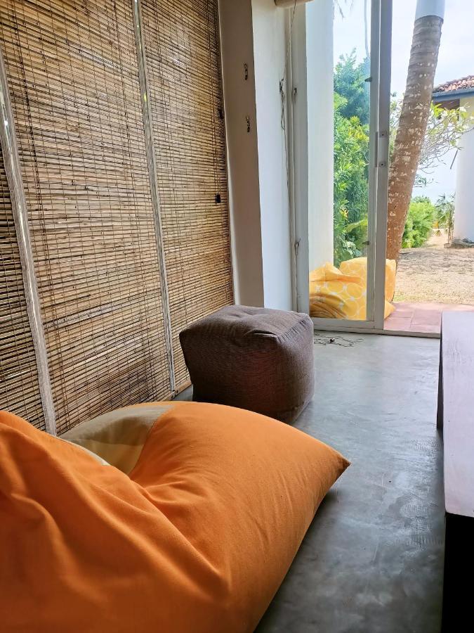 Santi Beach House With Pool & Beach Weligama Εξωτερικό φωτογραφία